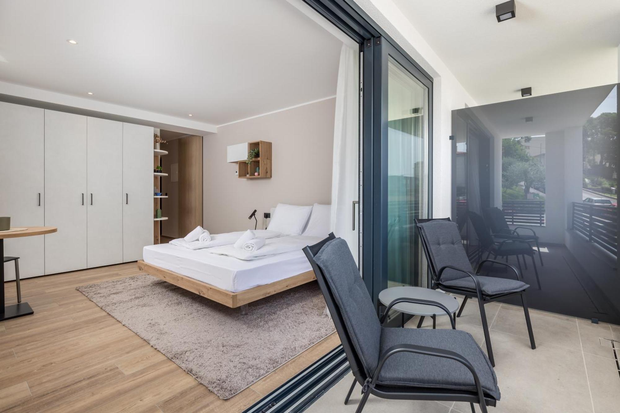 Belinda Apartments With Balcony Opatija Exterior photo